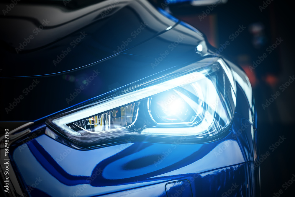 Read more about the article How to Clean your headlights